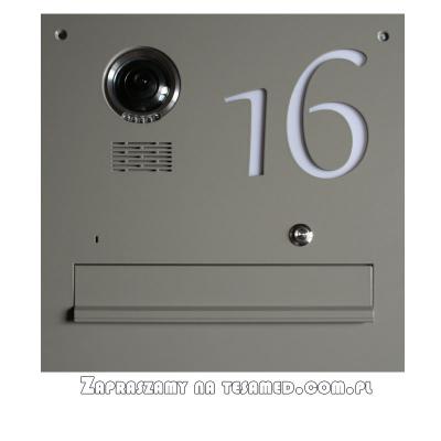Skrzynka z kamera Kenwei z napisem LED